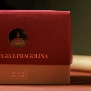 panettone-siciliano-artigianale-ciliegia-fragolina-cioccolato-rosa(Copia)